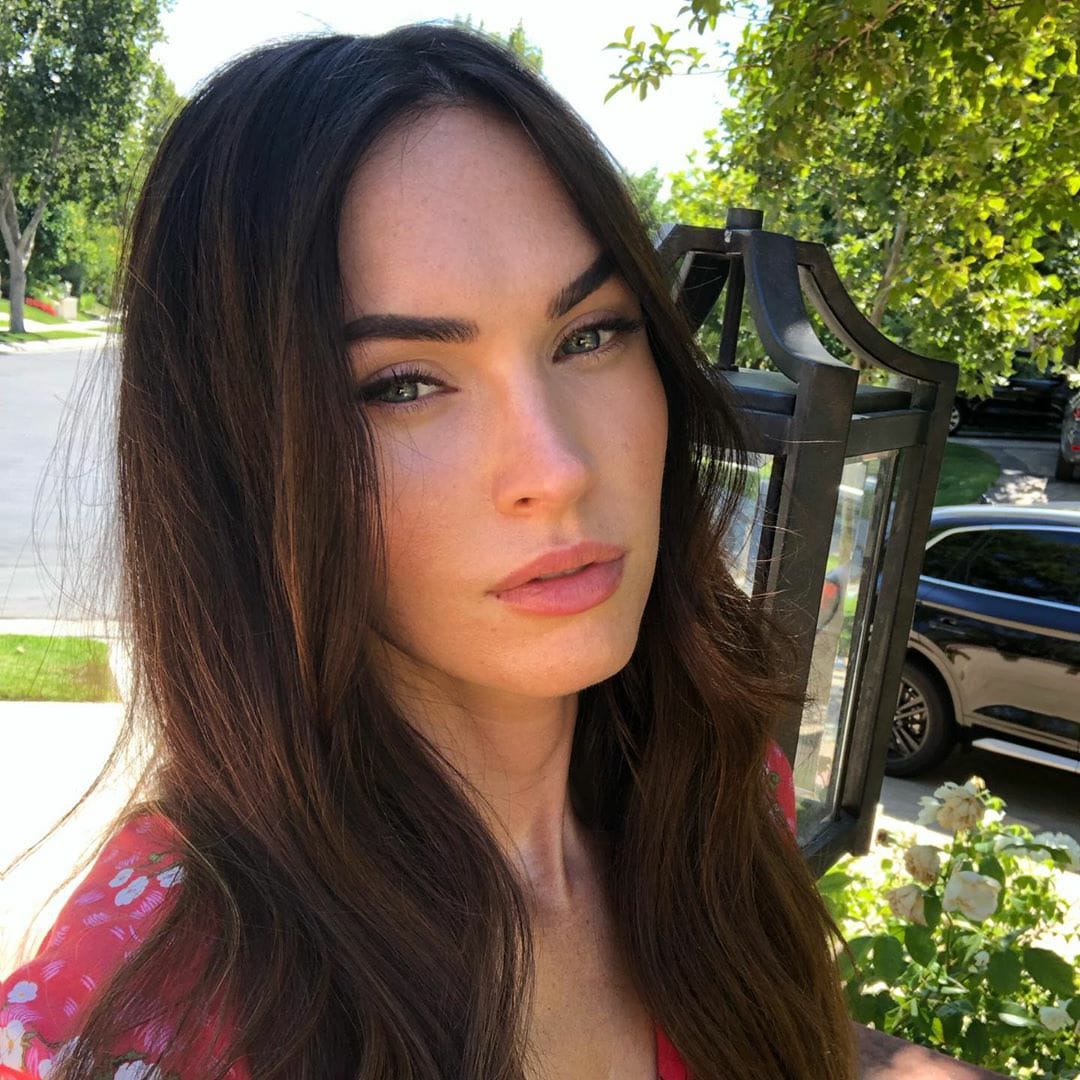 7 Rare Pictures Of Megan Fox Without Wearing Makeup